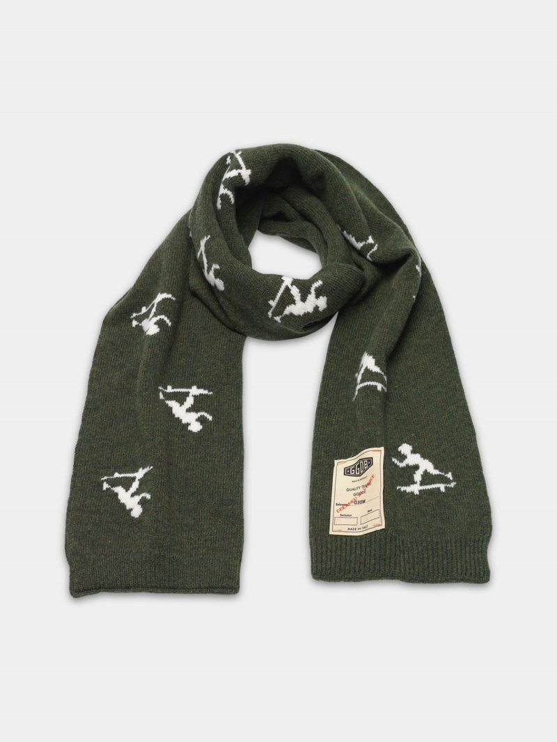 Michio scarf made of wool with vintage logo label