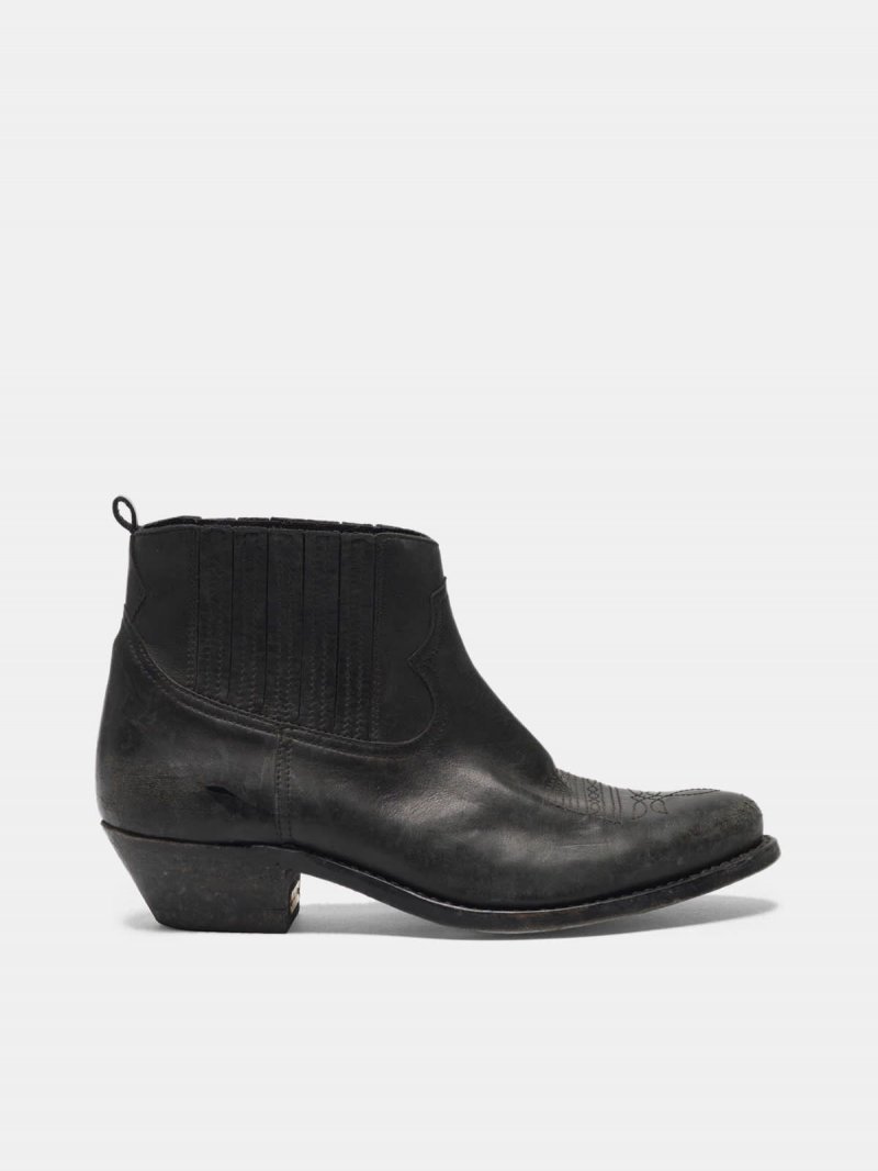 Crosby ankle boots in leather with cowboy-style decoration