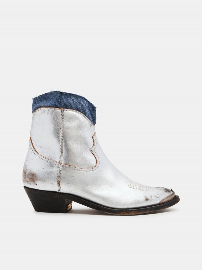 Young ankle boots in silver leather with denim insert