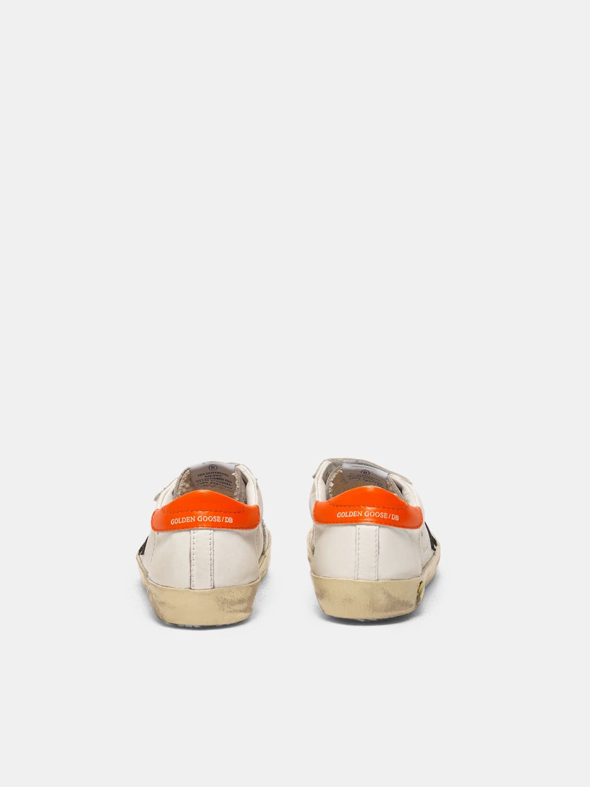 Old School sneakers made of leather with orange heel tab