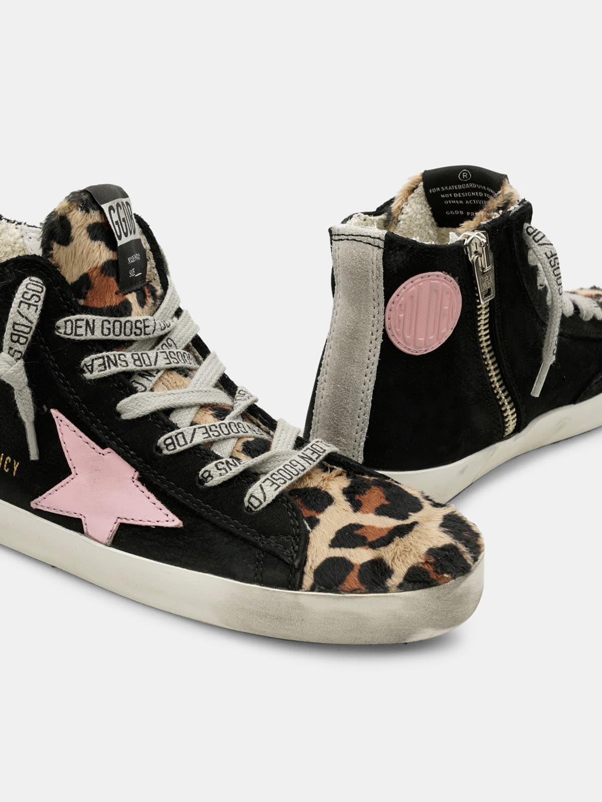 Francy sneakers made of nubuck and pony skin with a leopard print.