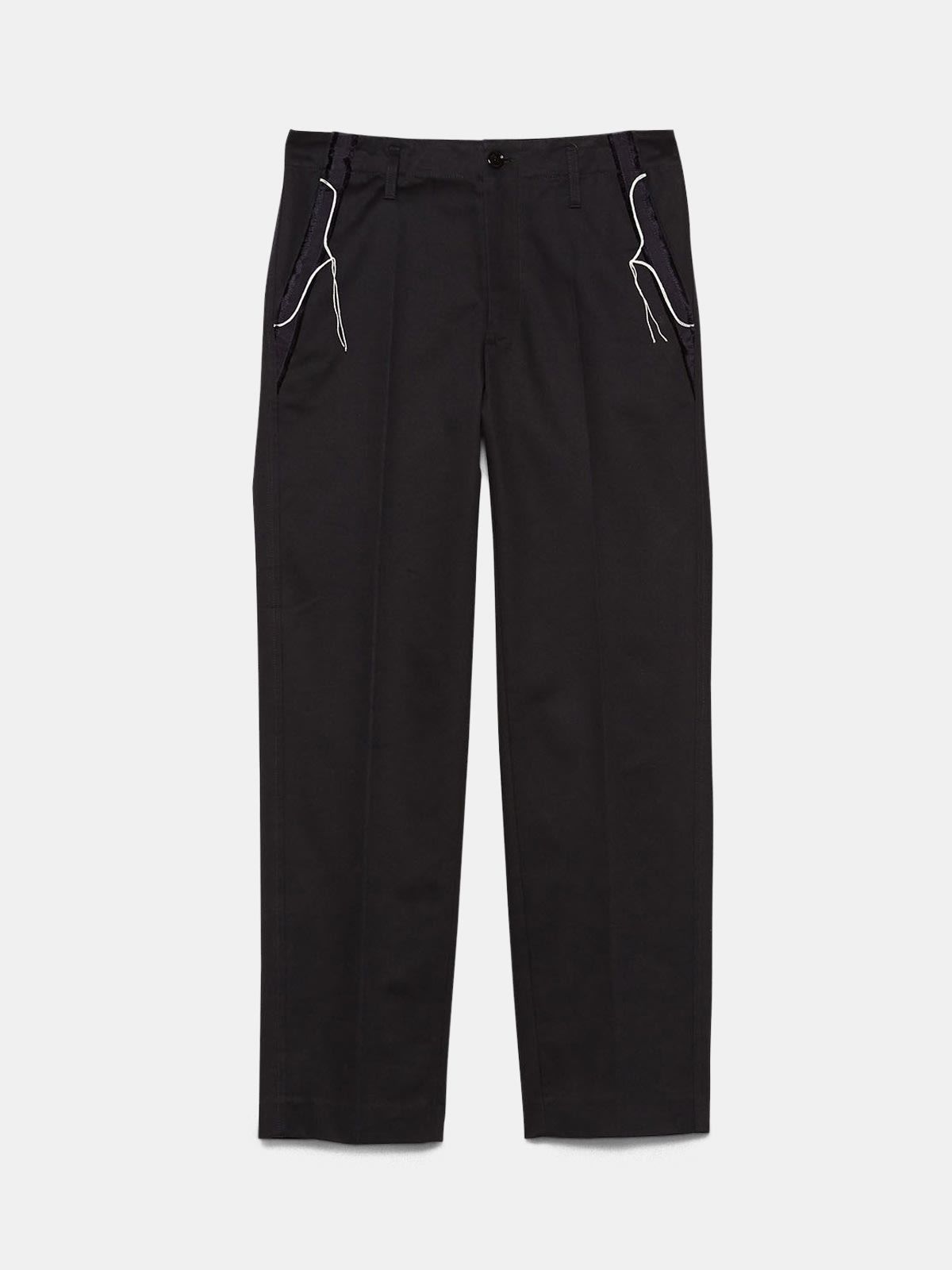 Golden chinos with embroidery