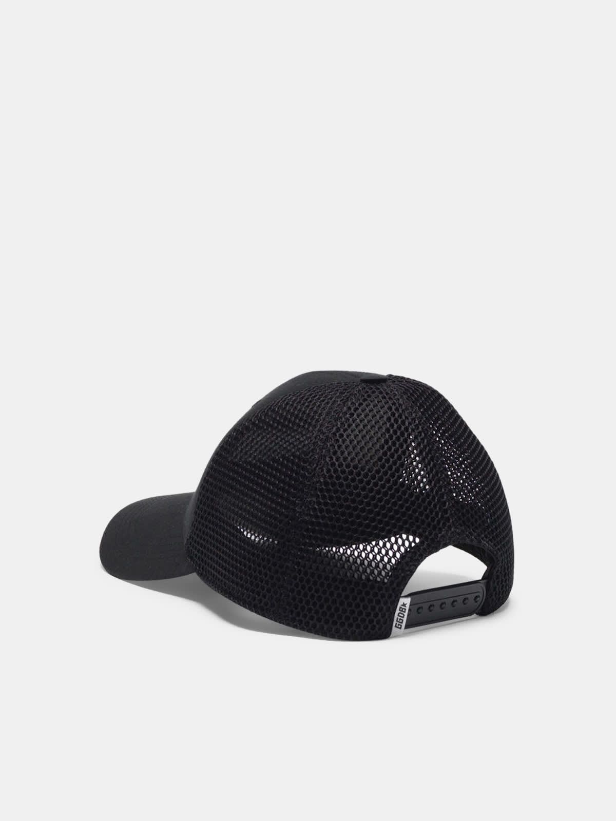 Black Savannah baseball cap with embroidered logo